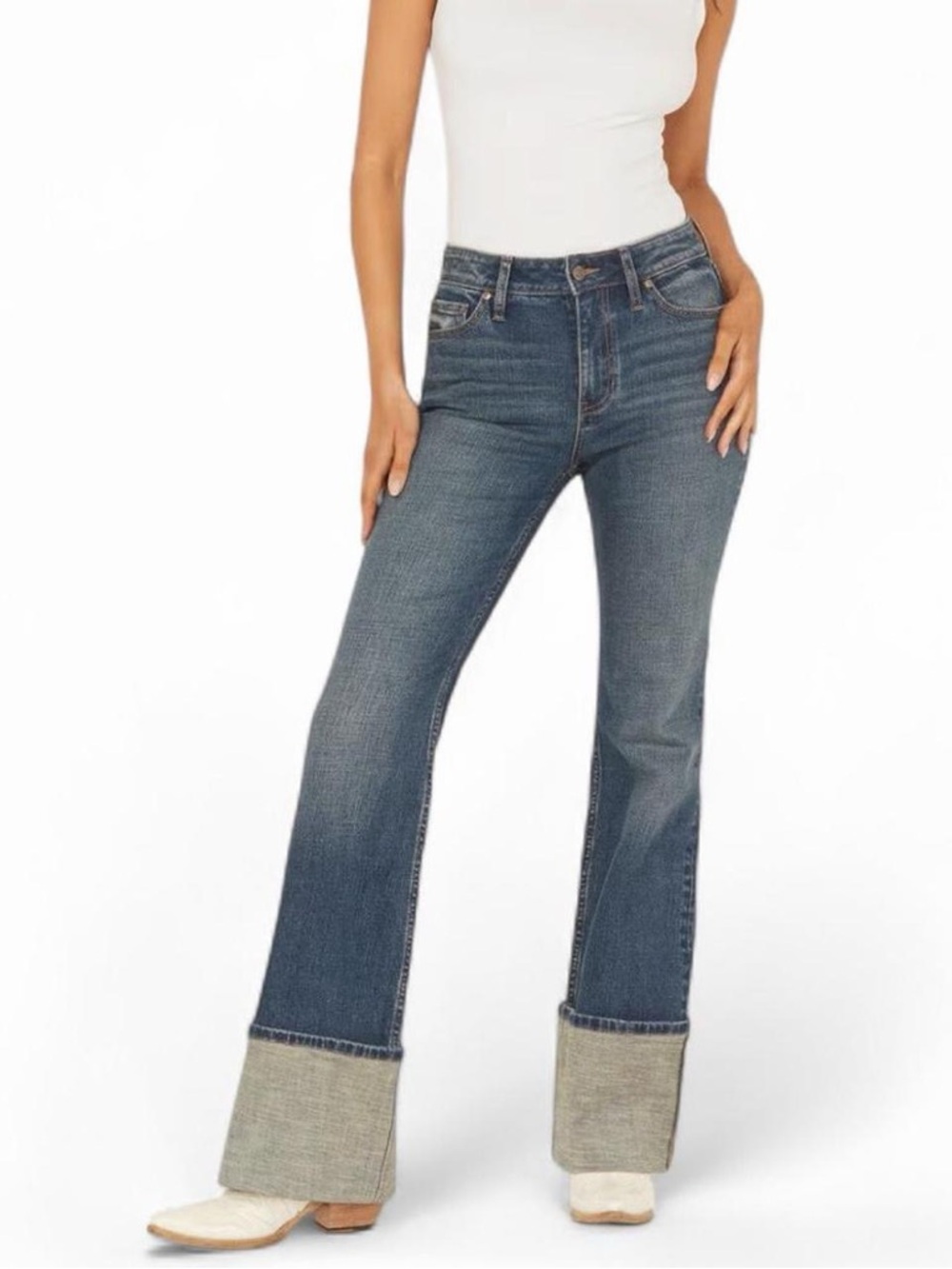 Shyanne ‘Joni’ HIGH RISE MID WASH WIDE LEG CUFFED JEANS 33 x 34